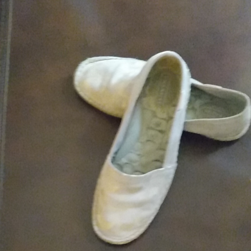 Cream loafer